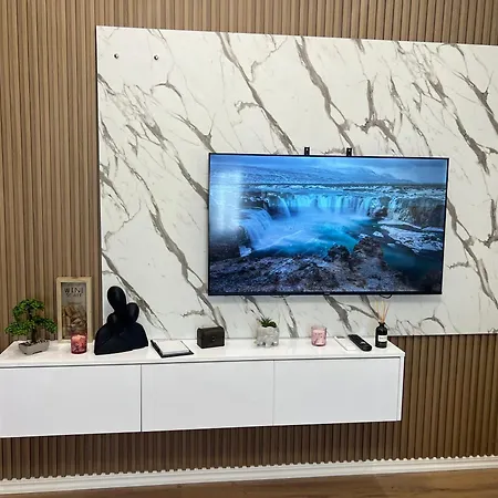 Ness Apartments 地拉那